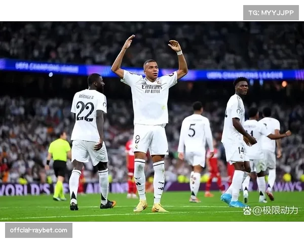 意甲：国际米兰2-0战胜AC米兰，赢下米兰德比继续领跑。